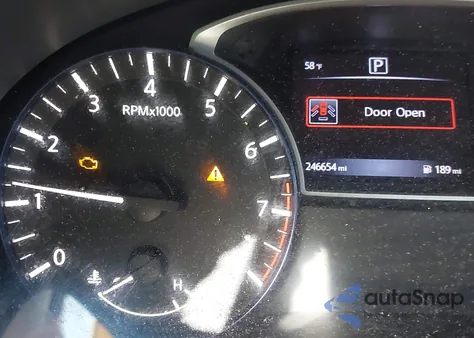 2017 Nissan Altima 2.5 Sr z USA, uszkodzony, nr VIN 1N4AL3AP6HC274943